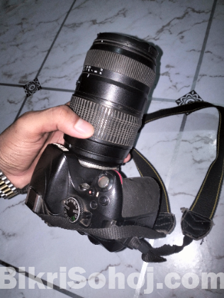 Nikon D5100 Camera with Lens,charger,battery